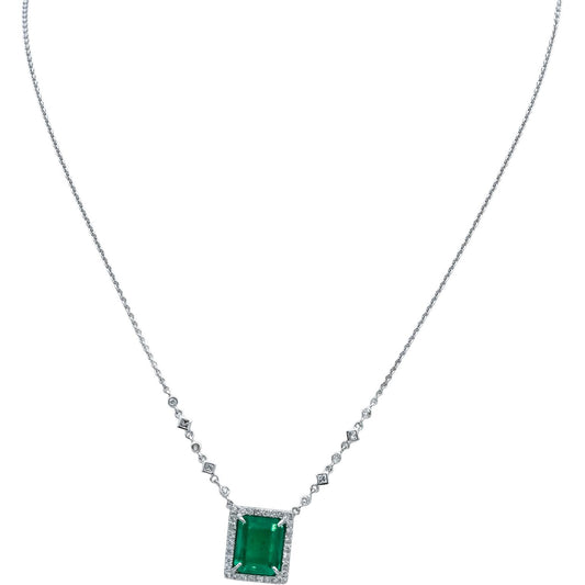 14k White Gold Emerald and Diamond Pendant Necklace 4.59CTW