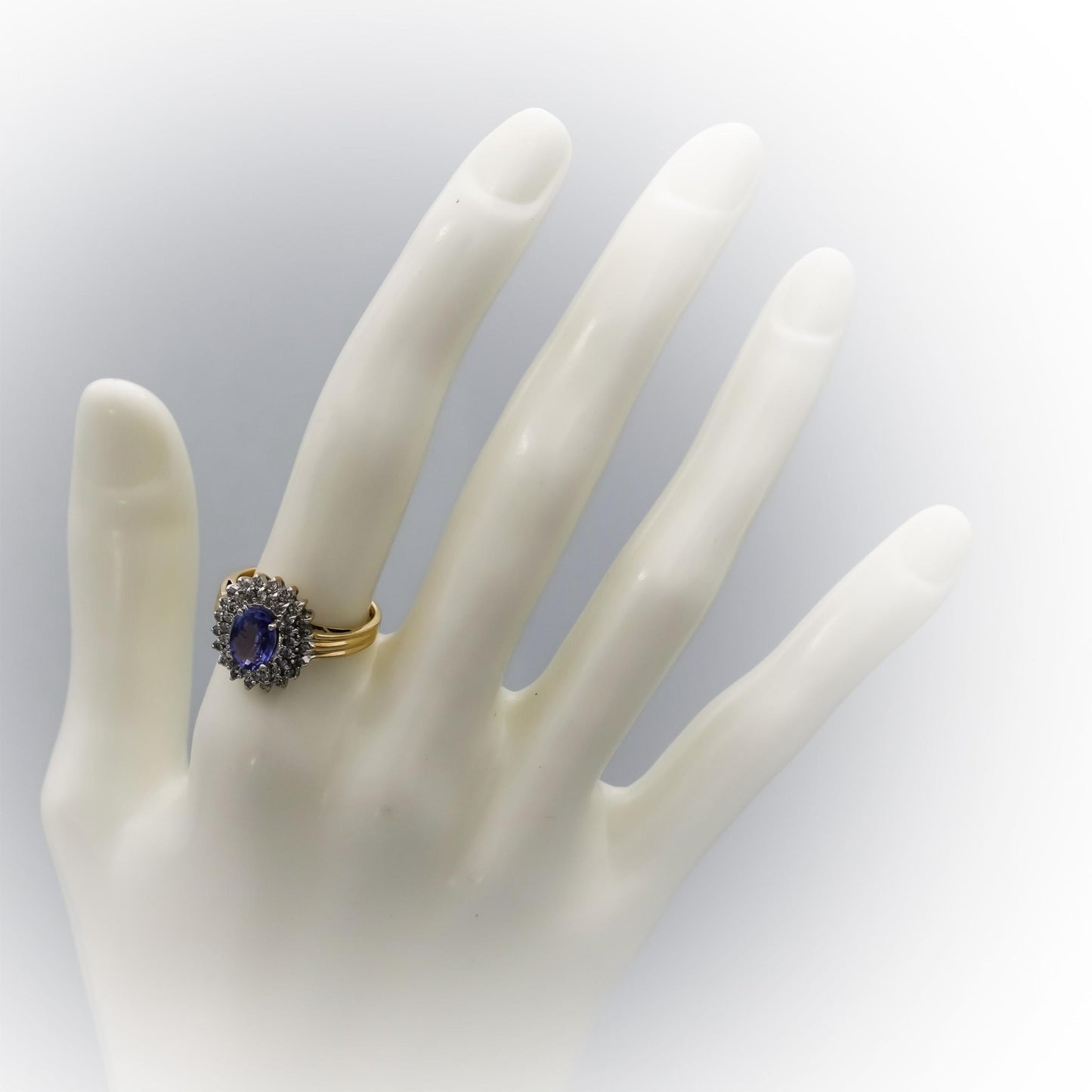 14k Yellow Gold Diamond and Tanzanite Cocktail Ring 1.25CT Size 7