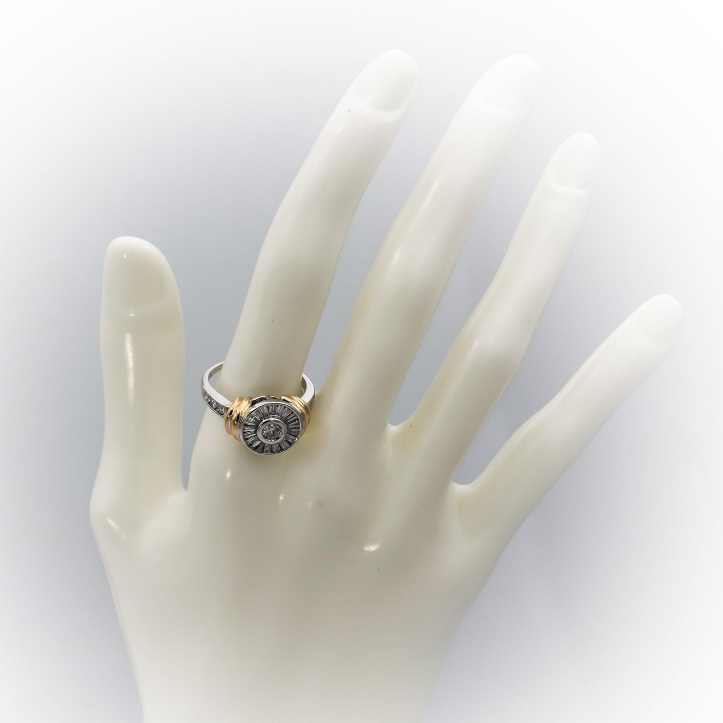 14k Yellow & White Gold Round and Baguette Diamond Cocktail Ring 1.0CT Size 8.5