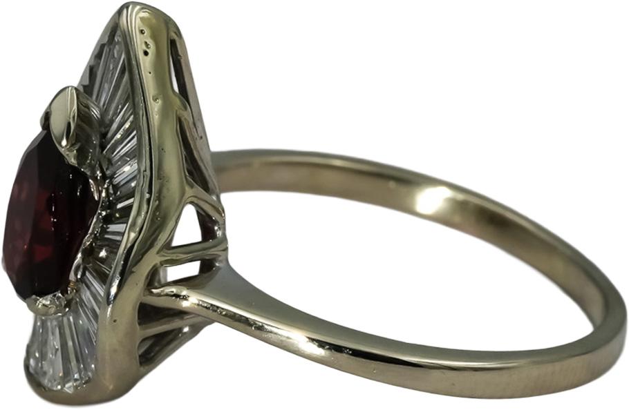 18k White Gold VS Diamond and Garnet Cocktail Ring 2.10CT Size 7.25