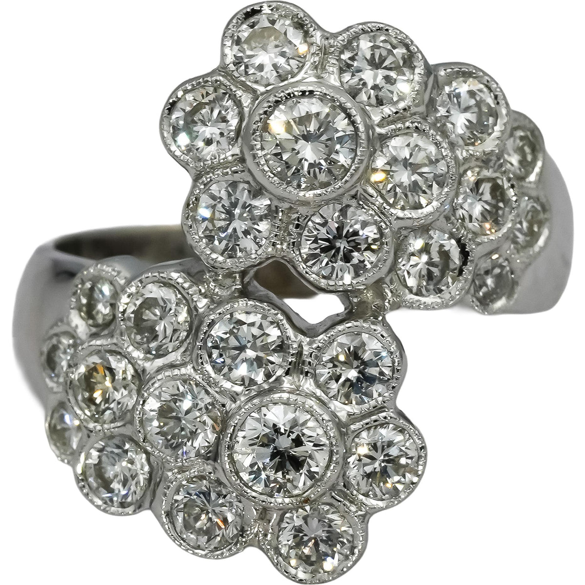 18k White Gold Round Diamond Cluster Bypass Ring 2.30CT Size 7.25