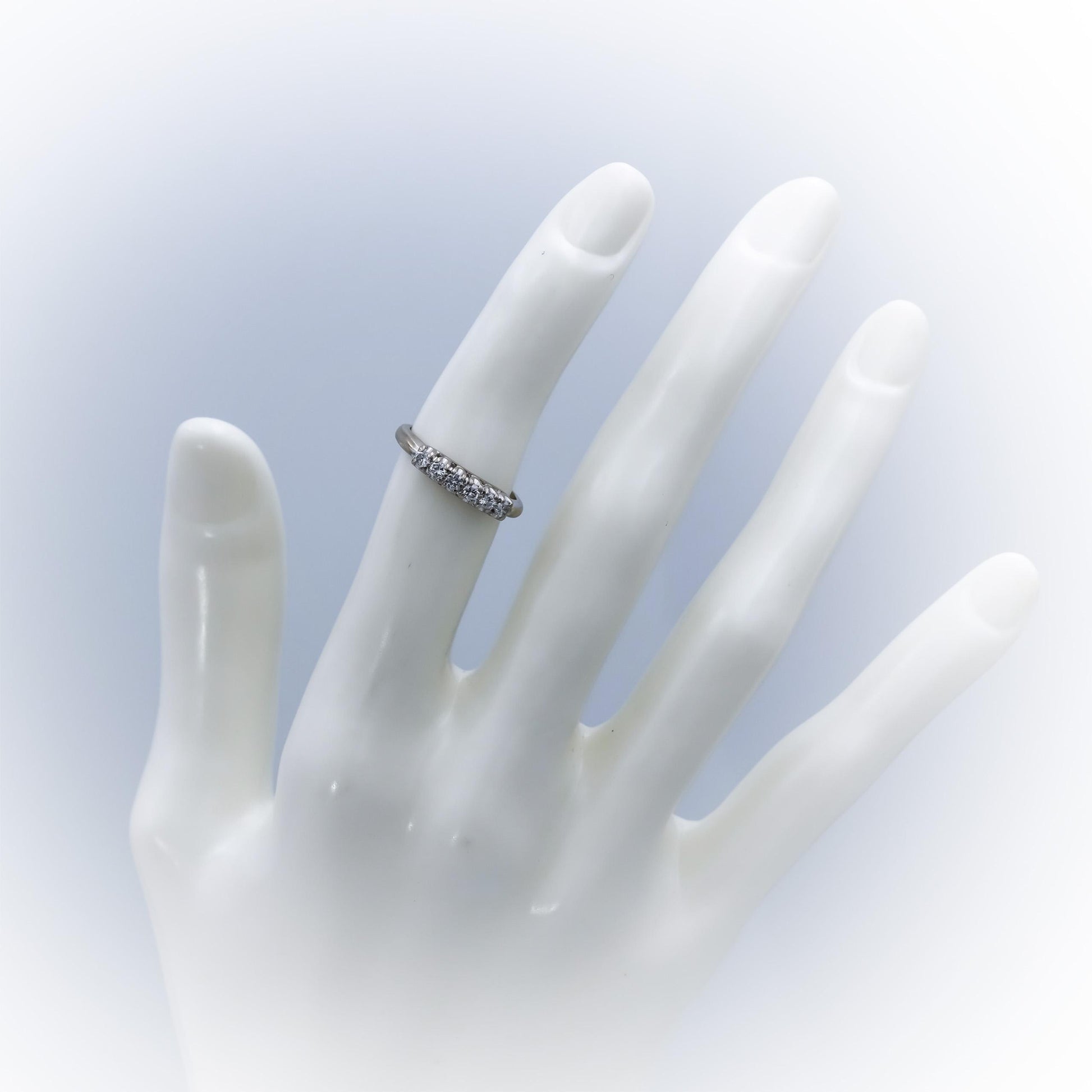 Vintage Antique 14k White Gold Round Diamond Band Ring 0.20CT Size 4.75
