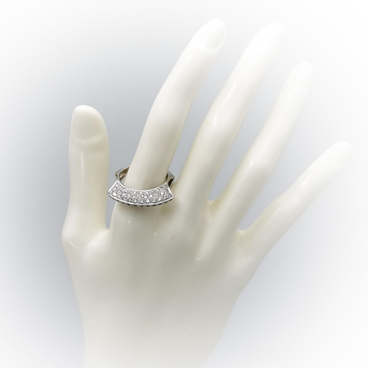 18k White Gold Round White and Black Diamond Ring 3.0CT Size 8.5