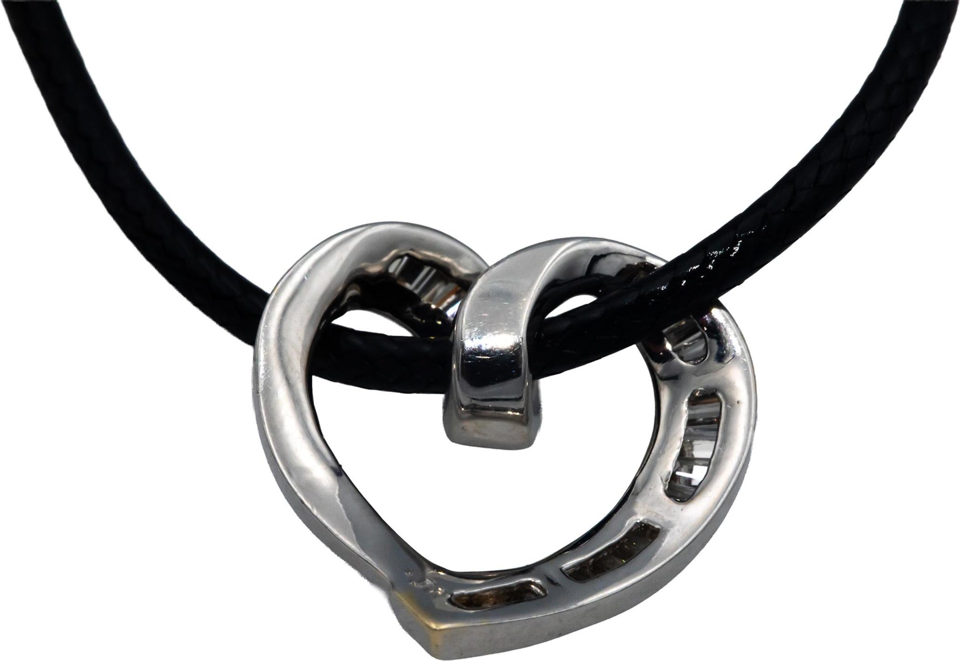 14k White Gold 1.0CT VS Baguette Cut Diamond Heart Slide Pendant Necklace