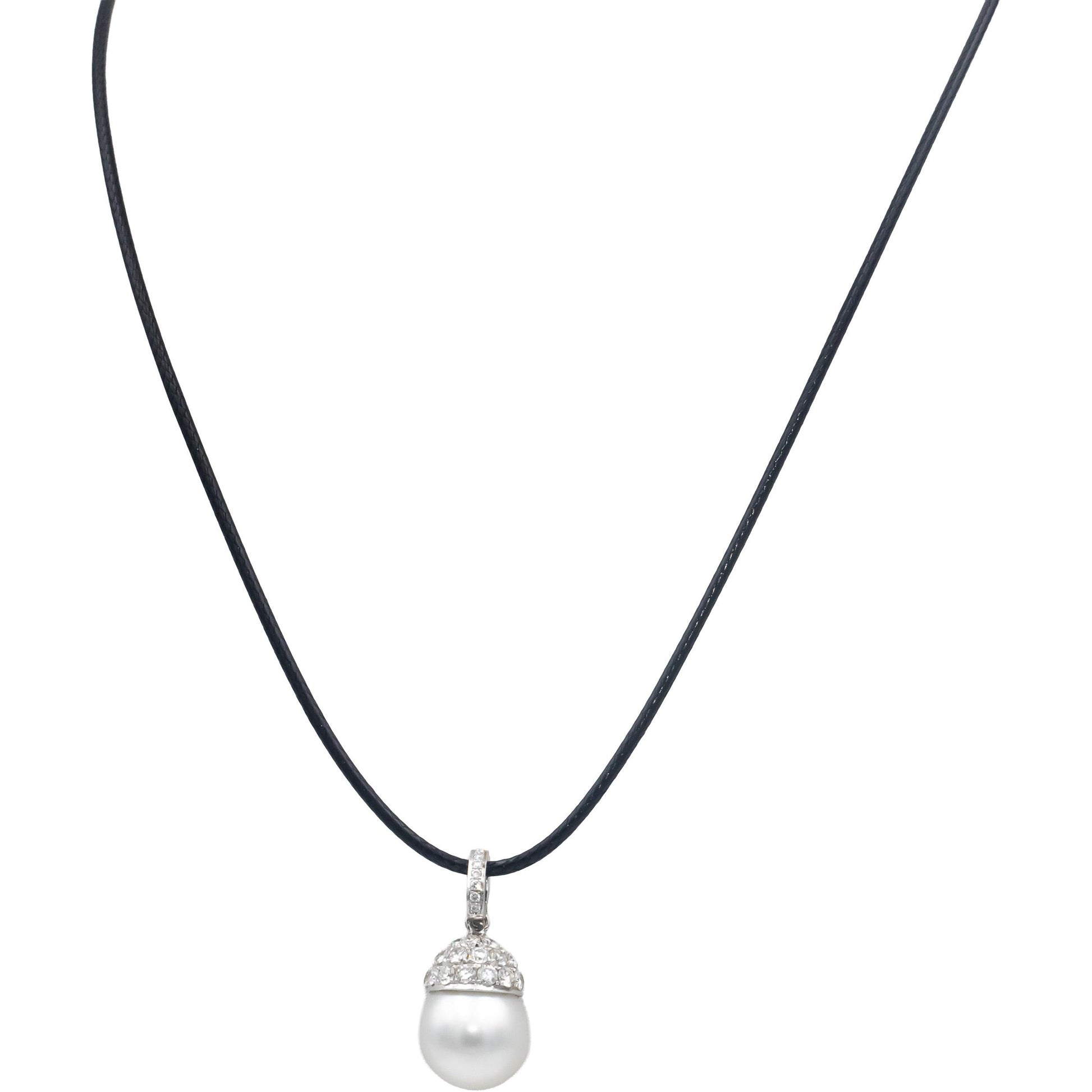 18k White Gold 1.06CT VS Round Cut Diamond and 12.5mm Pearl Pendant Necklace
