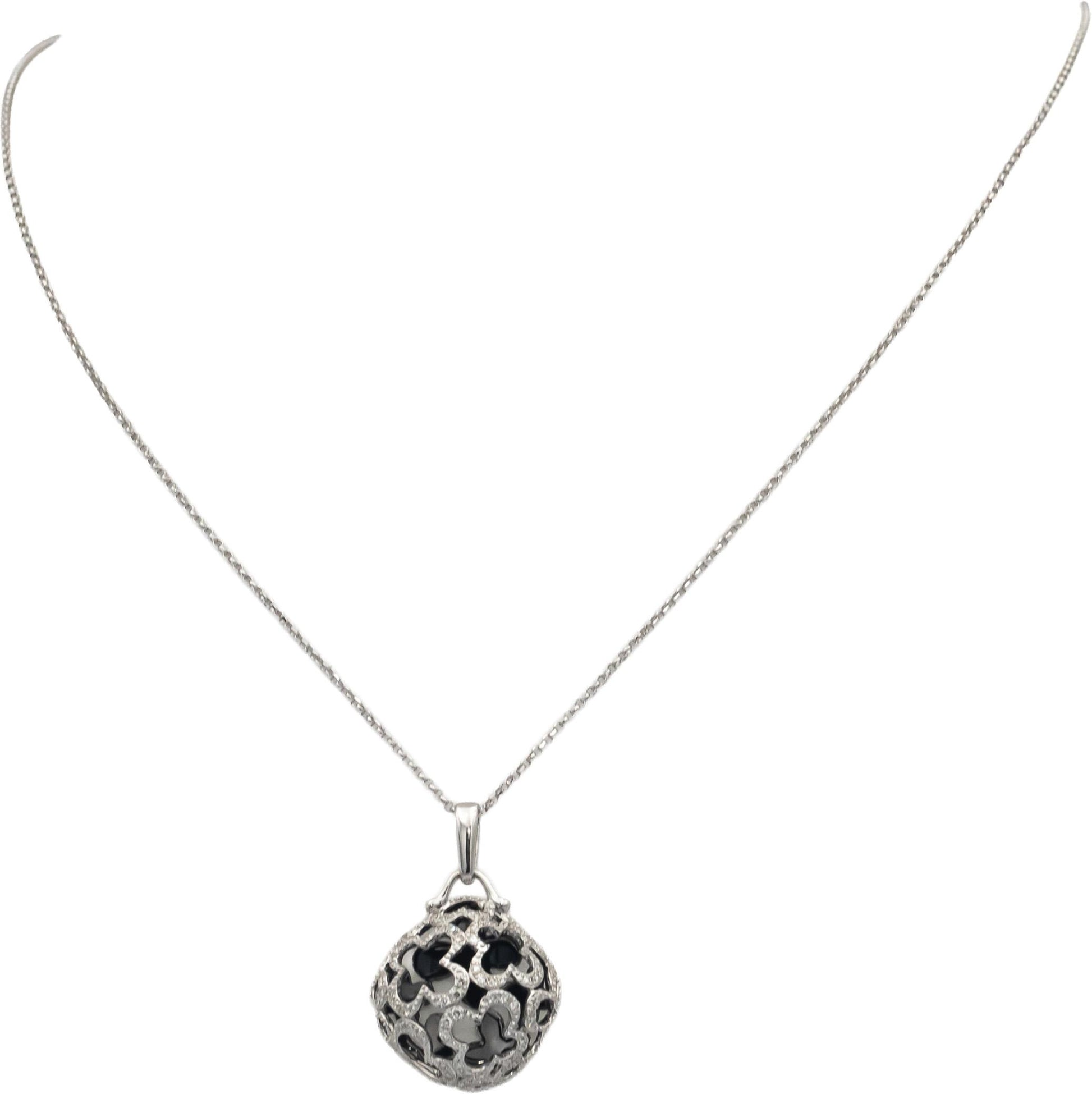 14k White Gold Round Diamond Openwork Pendant Necklace 0.25CT