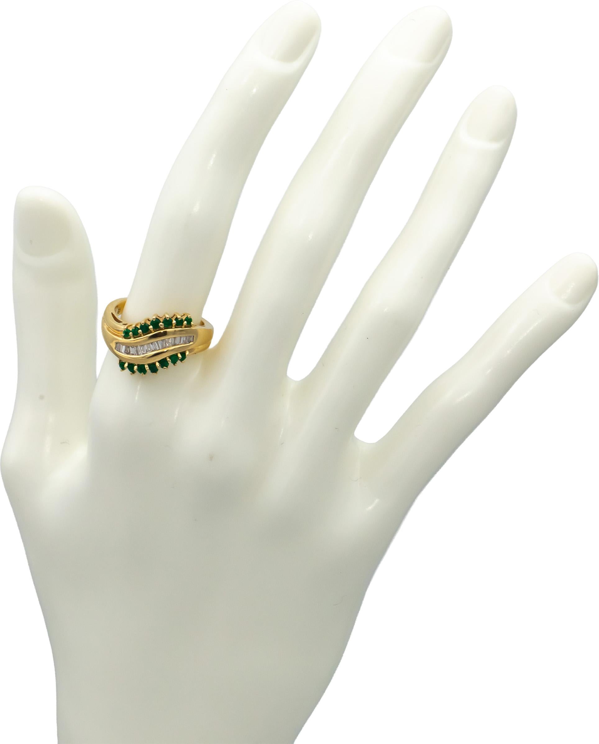 14k Yellow Gold Baguette Diamond Round Emerald Cocktail Ring 0.50CT Size 6.75