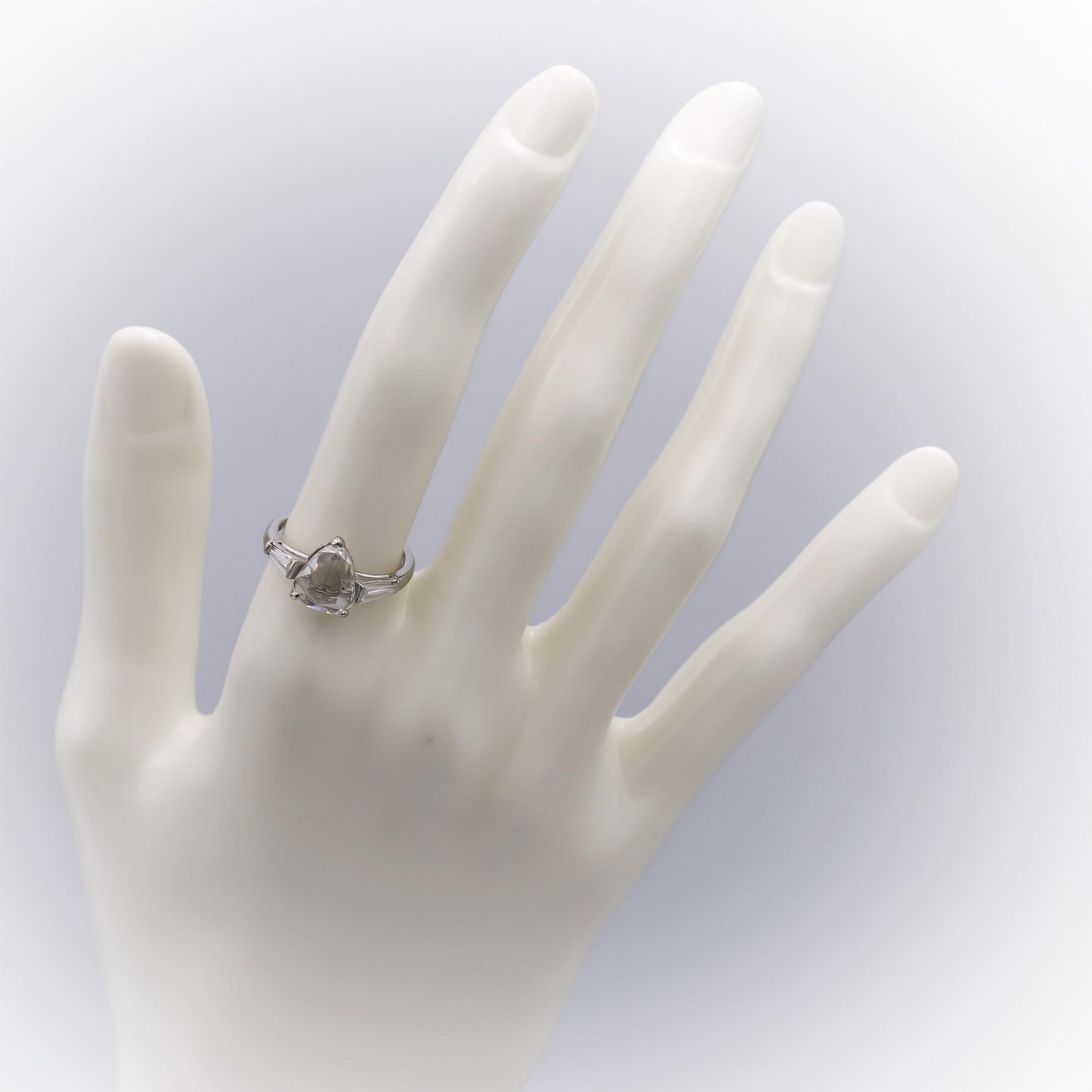 18k White Gold Pear Rose & Baguette Cut Diamond Engagement Ring 1.55CT Size 6