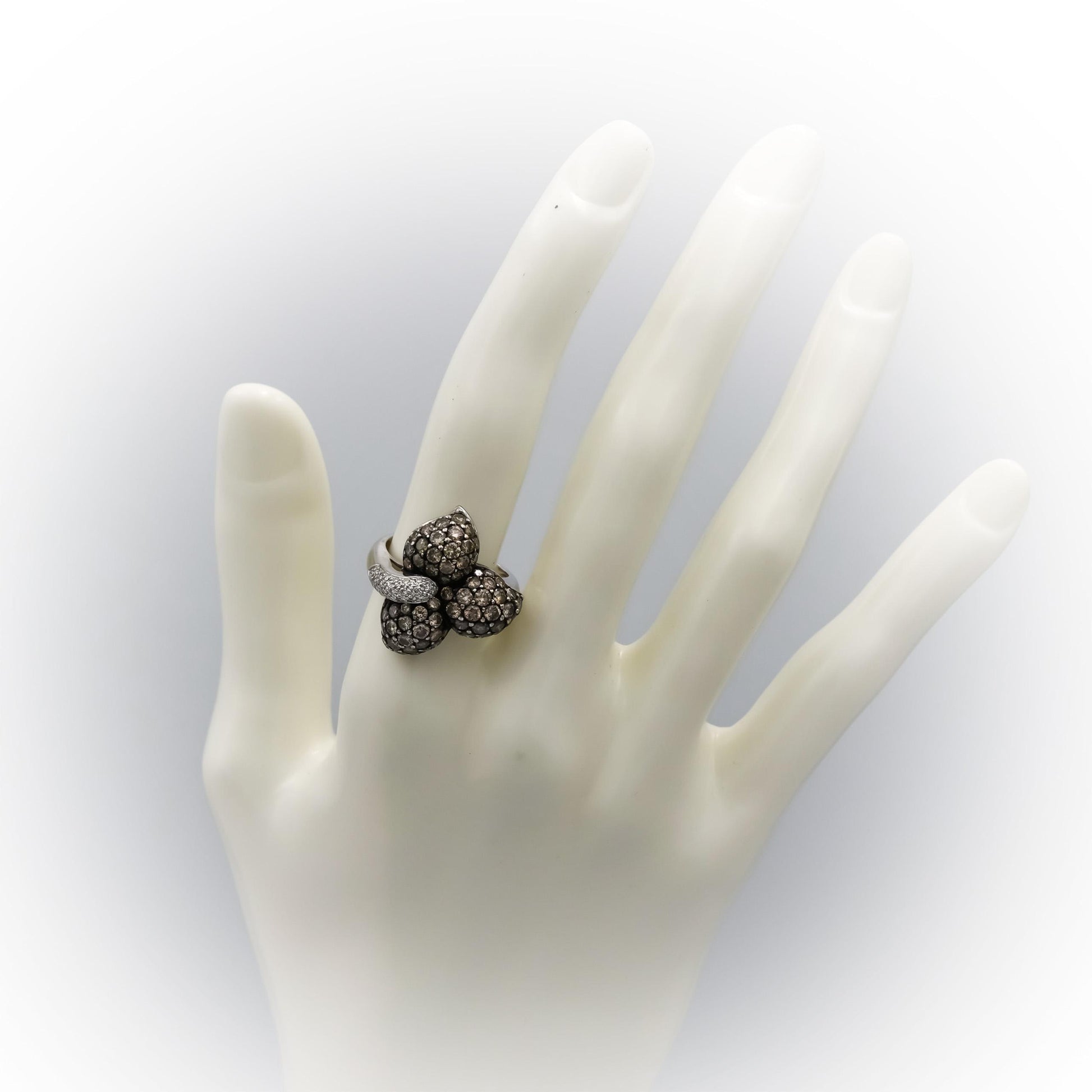 18k White Gold Round Diamond Cluster Floral Cocktail Ring 2.0CT Size 7
