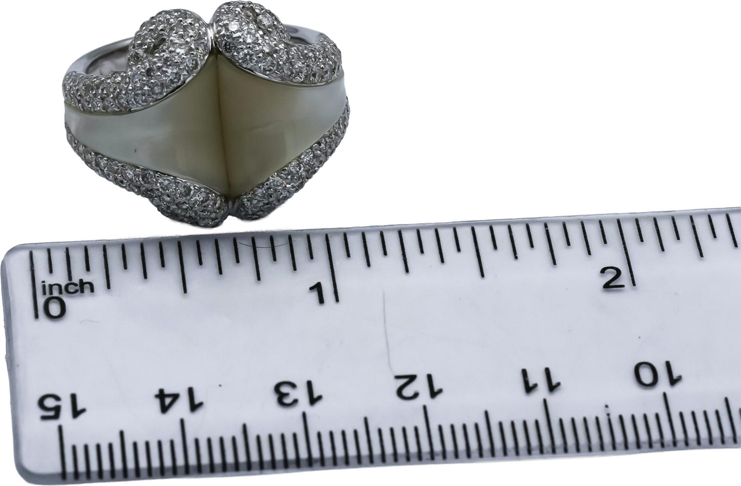 18k White Gold VS Diamond and Mother of Pearl Cocktail Ring 2.0CT Size 7