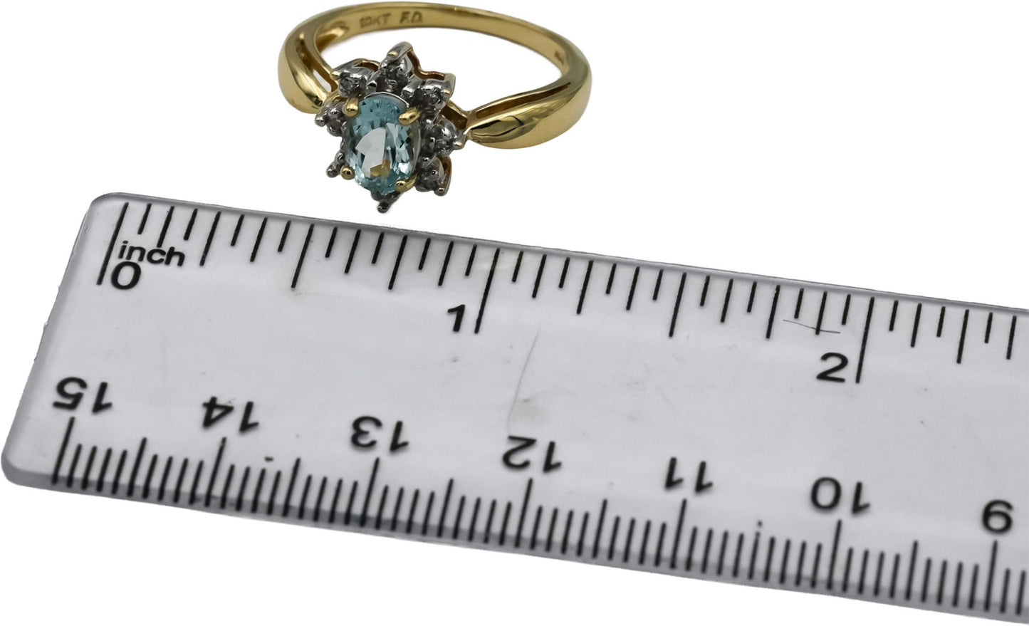 10k Yellow Gold Aquamarine Ring 0.50CT Size 7.25 w/ Diamond Accents