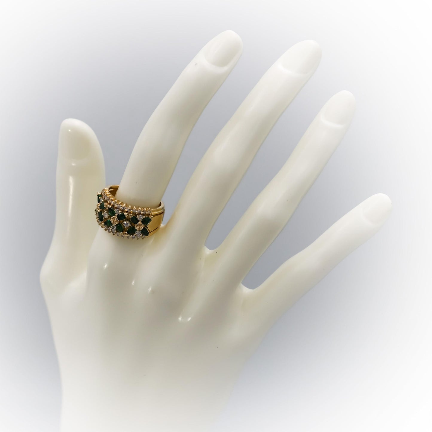 BH EFFY 14k Yellow Gold Diamond and Emerald Band Ring 0.88CT Size 7