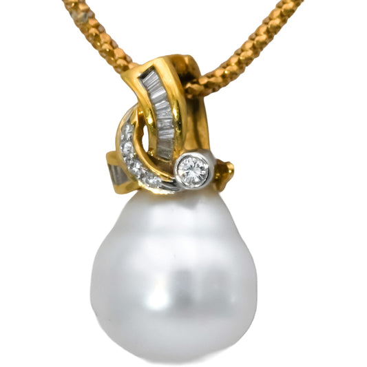 18k Yellow Gold Diamond and 12.7mm Pearl Pendant Necklace 0.25CT