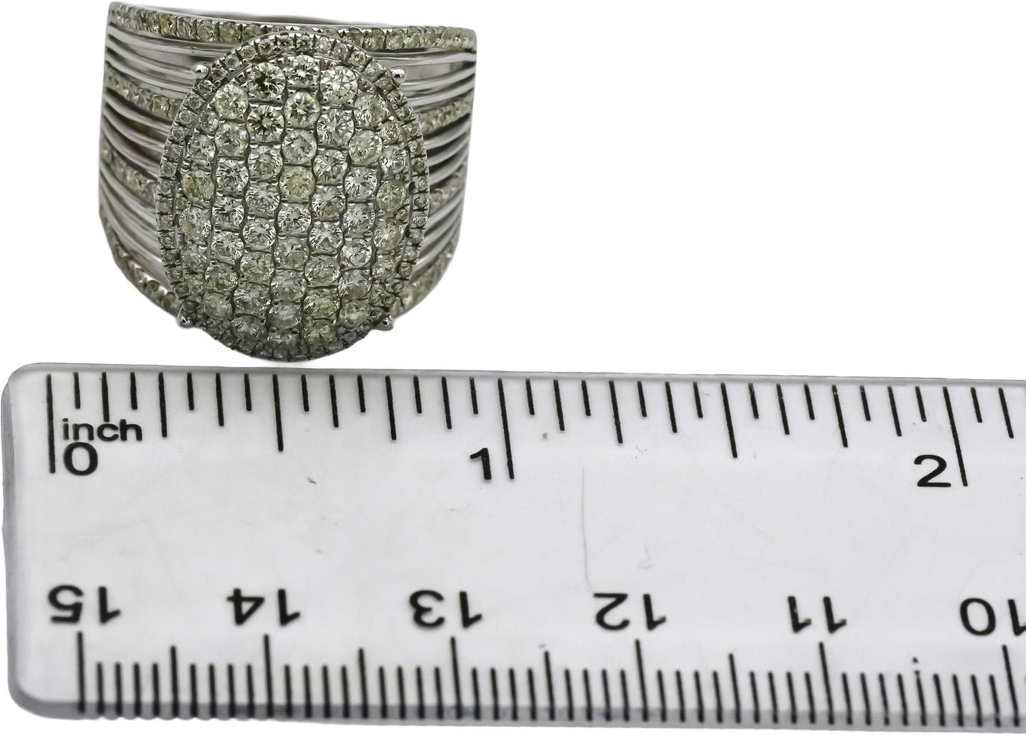 18k White Gold Round Diamond Pave Set Cluster Cocktail Ring 2.50CT Size 7.5