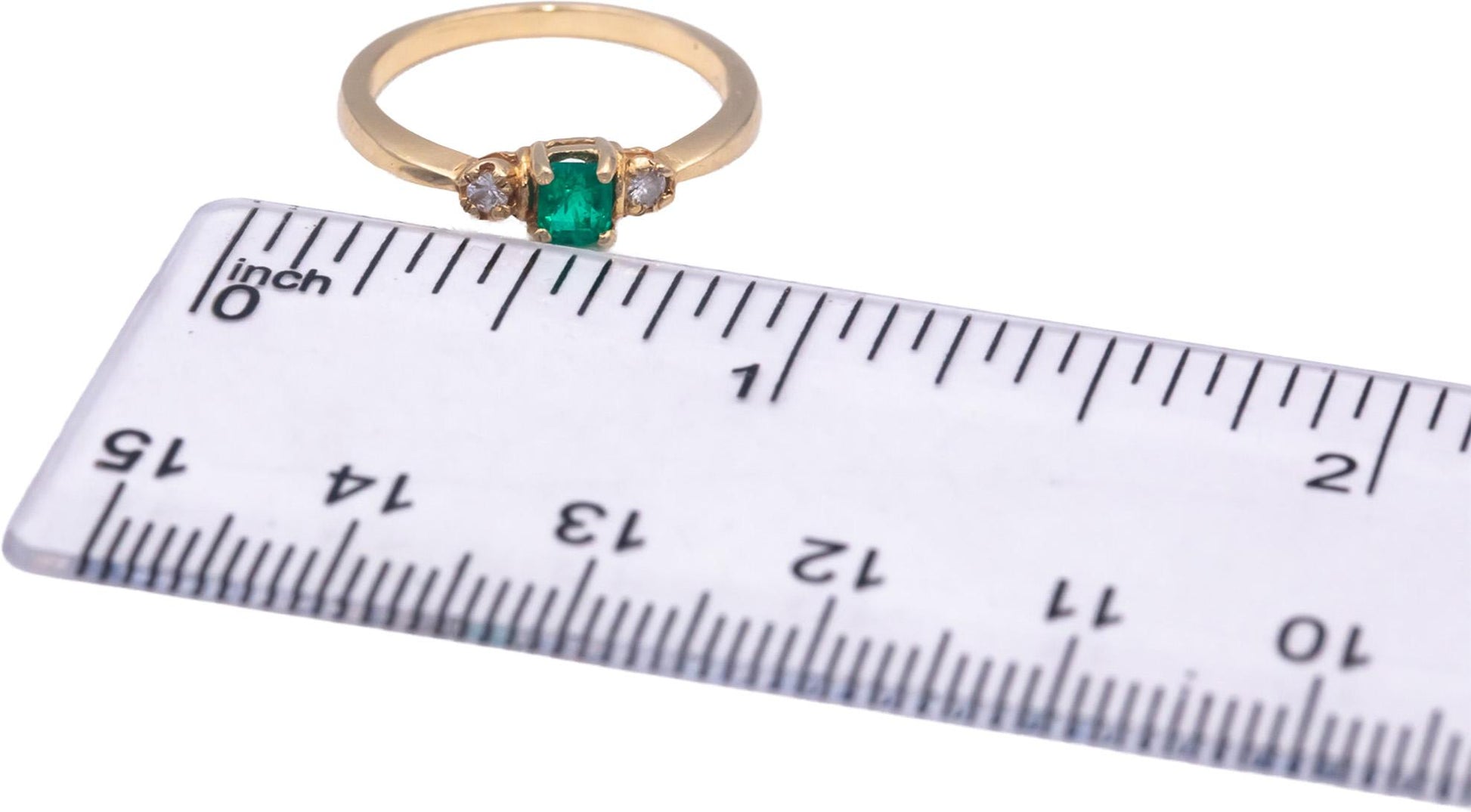 14k Yellow Gold 0.30CT Diamond and Emerald Ring Size 5.5