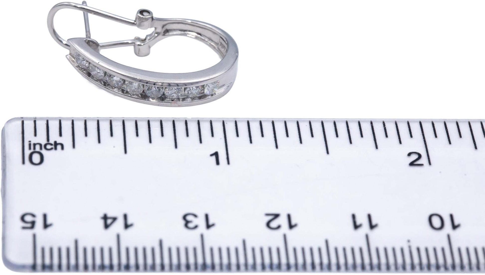 14k White Gold 0.70CT Round Cut Diamond Curved Earrings