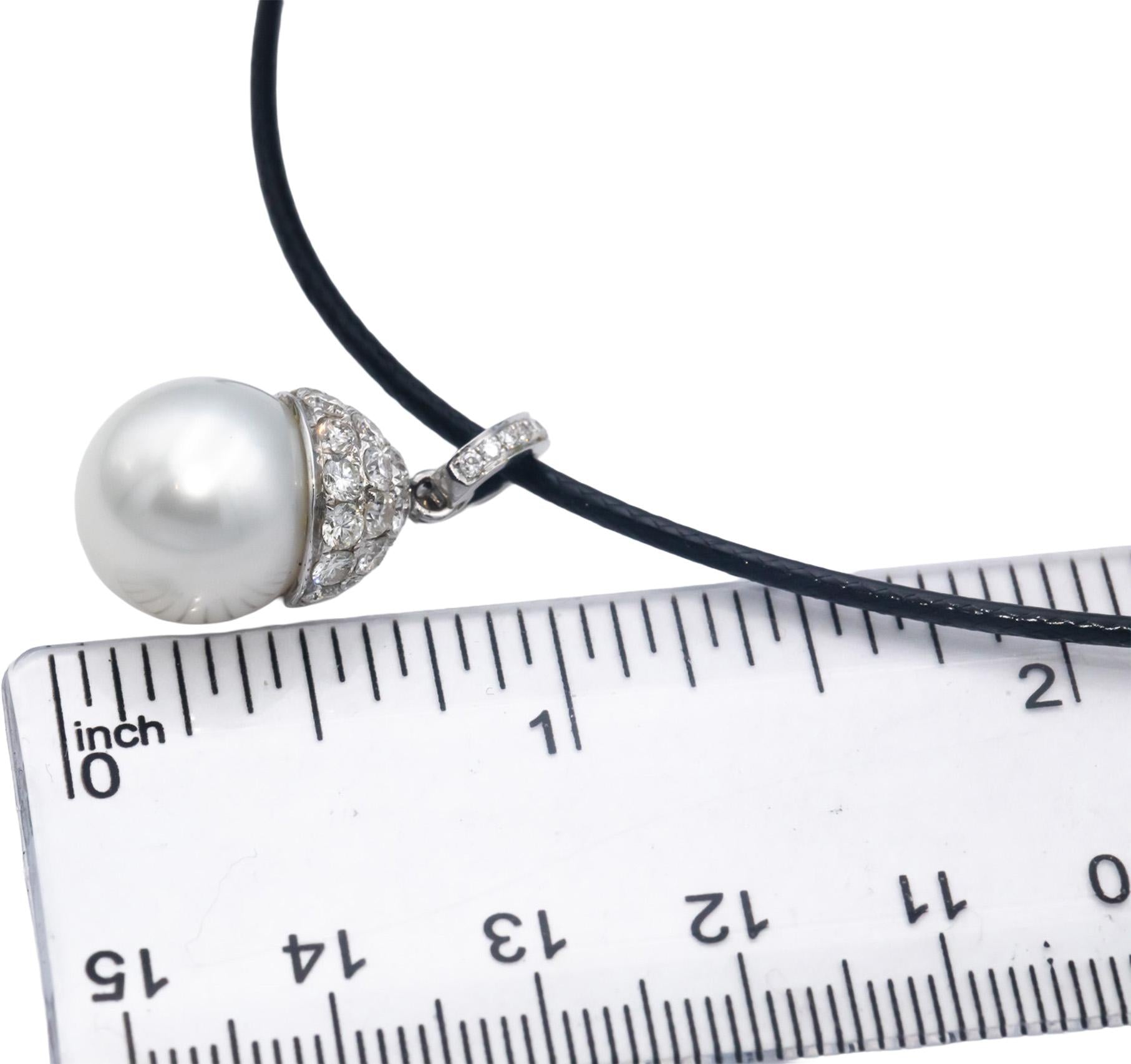 18k White Gold 1.06CT VS Round Cut Diamond and 12.5mm Pearl Pendant Necklace