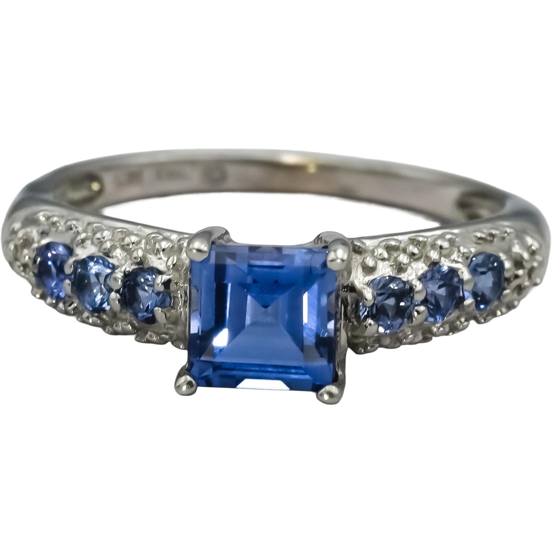 10k White Gold Square and Round Tanzanite Band Ring 1.0CT Size 5.25