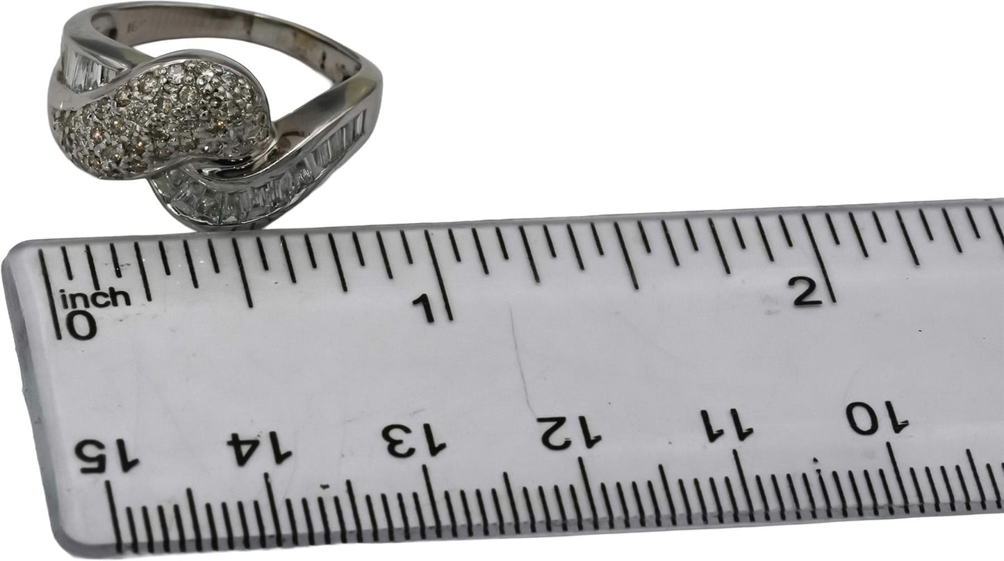 18k White Gold VS Round & Baguette Diamond Crossover Ring 1.0CT Size 6.5