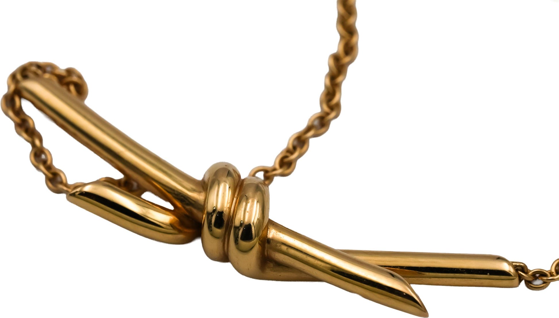 TIFFANY & CO. 18k Yellow Gold Knot Pendant Necklace