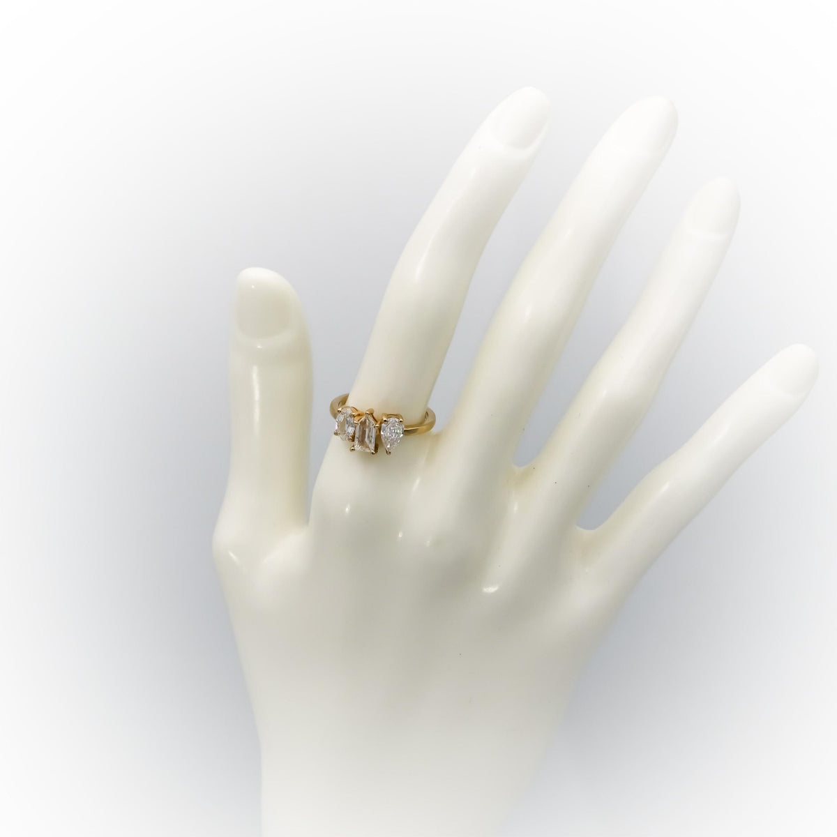 18k Yellow Gold Mixed Cut Natural Diamond Three Stone Ring 1.51CT Size 6.25