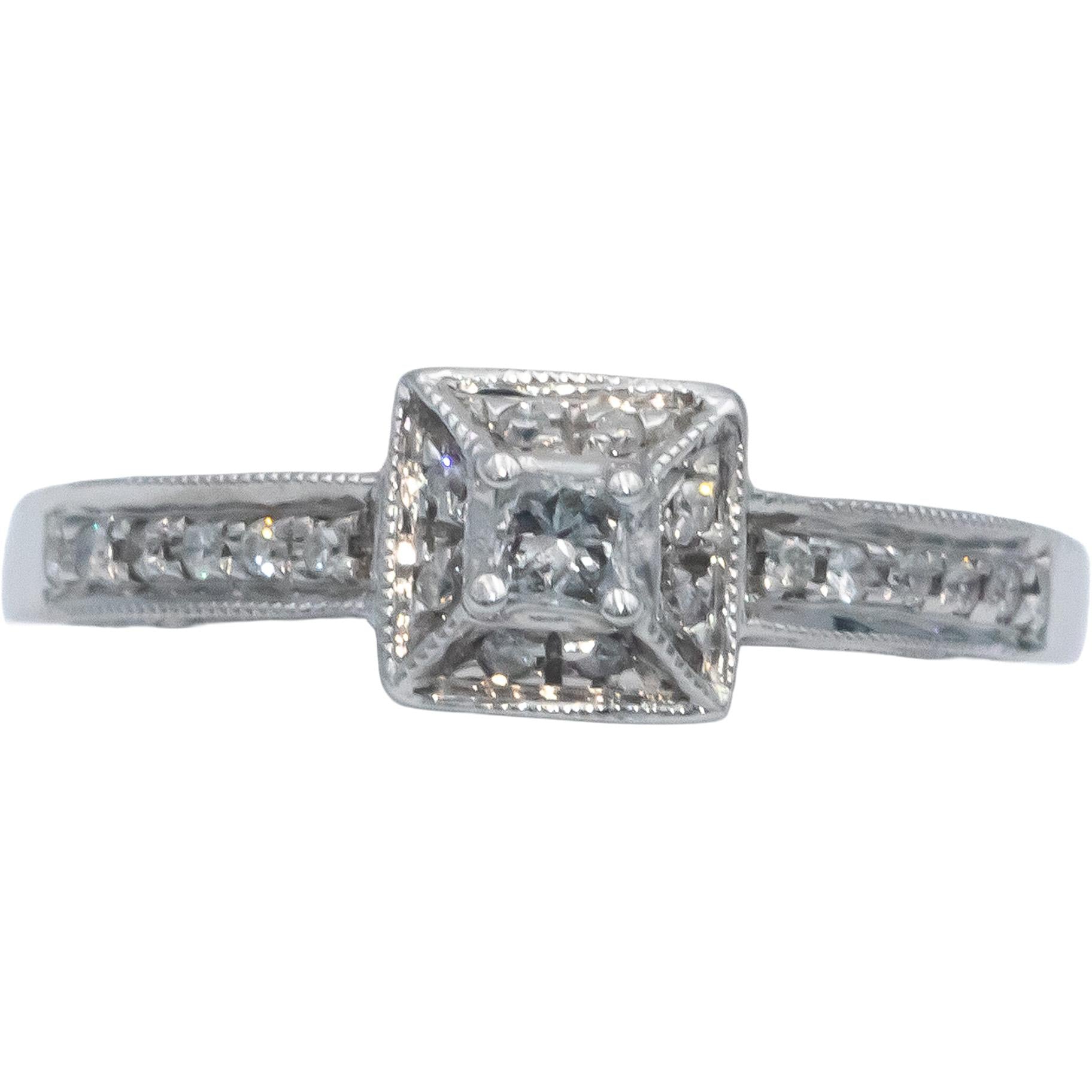 14k White Gold 0.30CT Diamond Engagement Ring Size 6.75