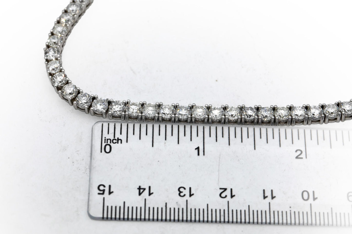 14k White Gold Round Diamond Tennis Necklace 29.81CT