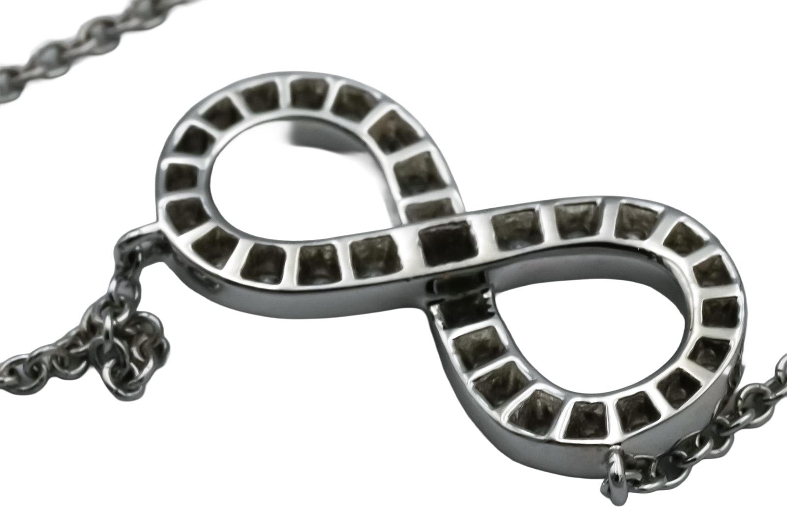TIFFANY & CO. Platinum Round VS Diamond Infinity Pendant Necklace 0.15CT