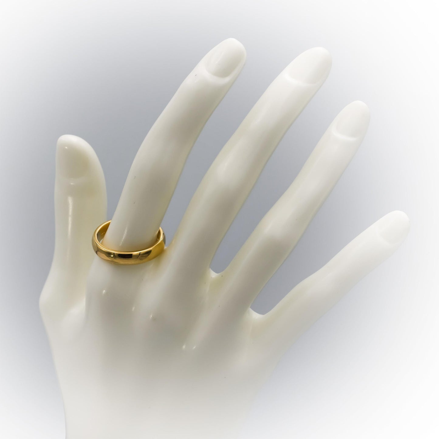 TIFFANY & CO. 18k Yellow Gold 4.6mm Wide Band Ring Size 8.75