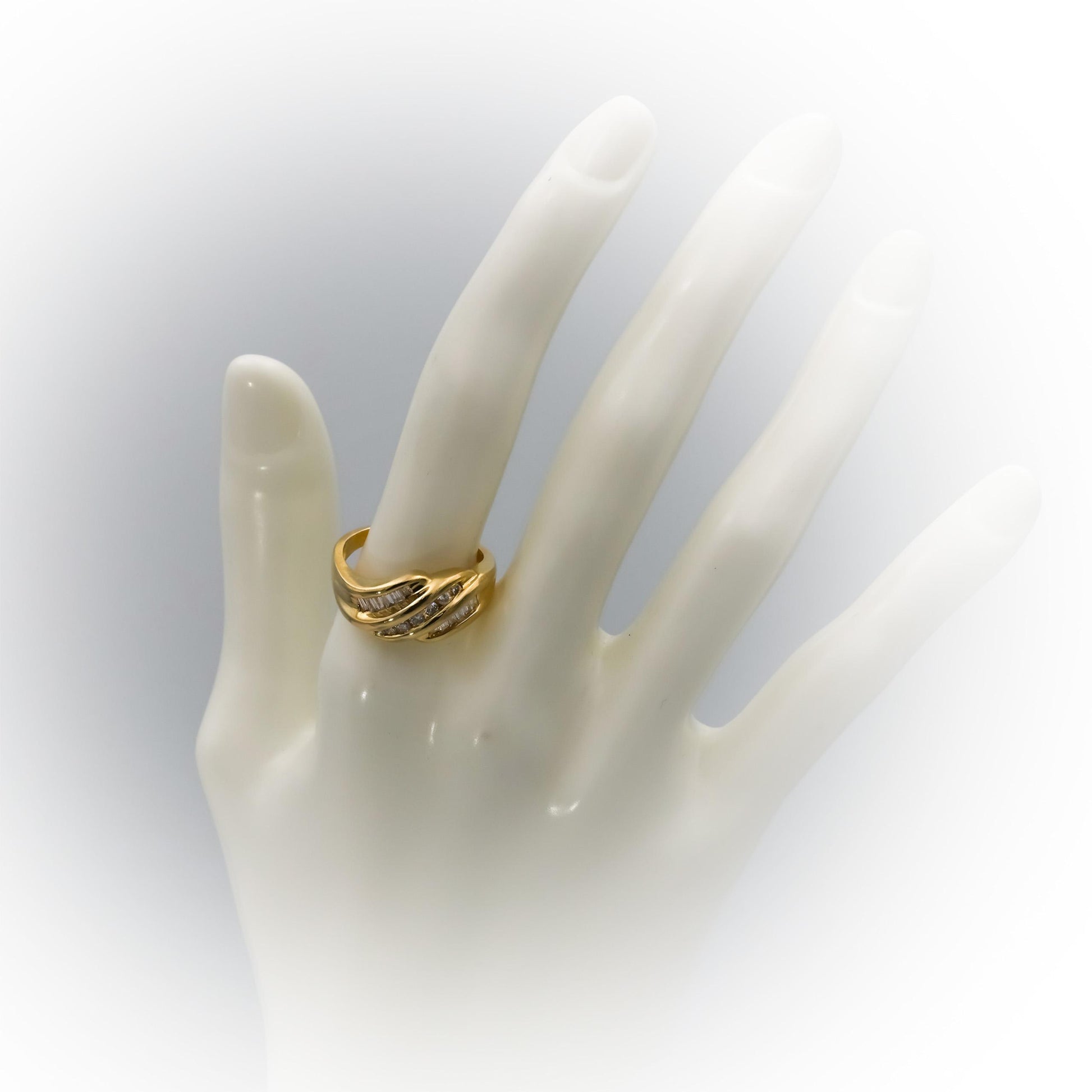 14k Yellow Gold Round and Baguette Diamond Wavy Band Ring 0.50CT Size 8.75