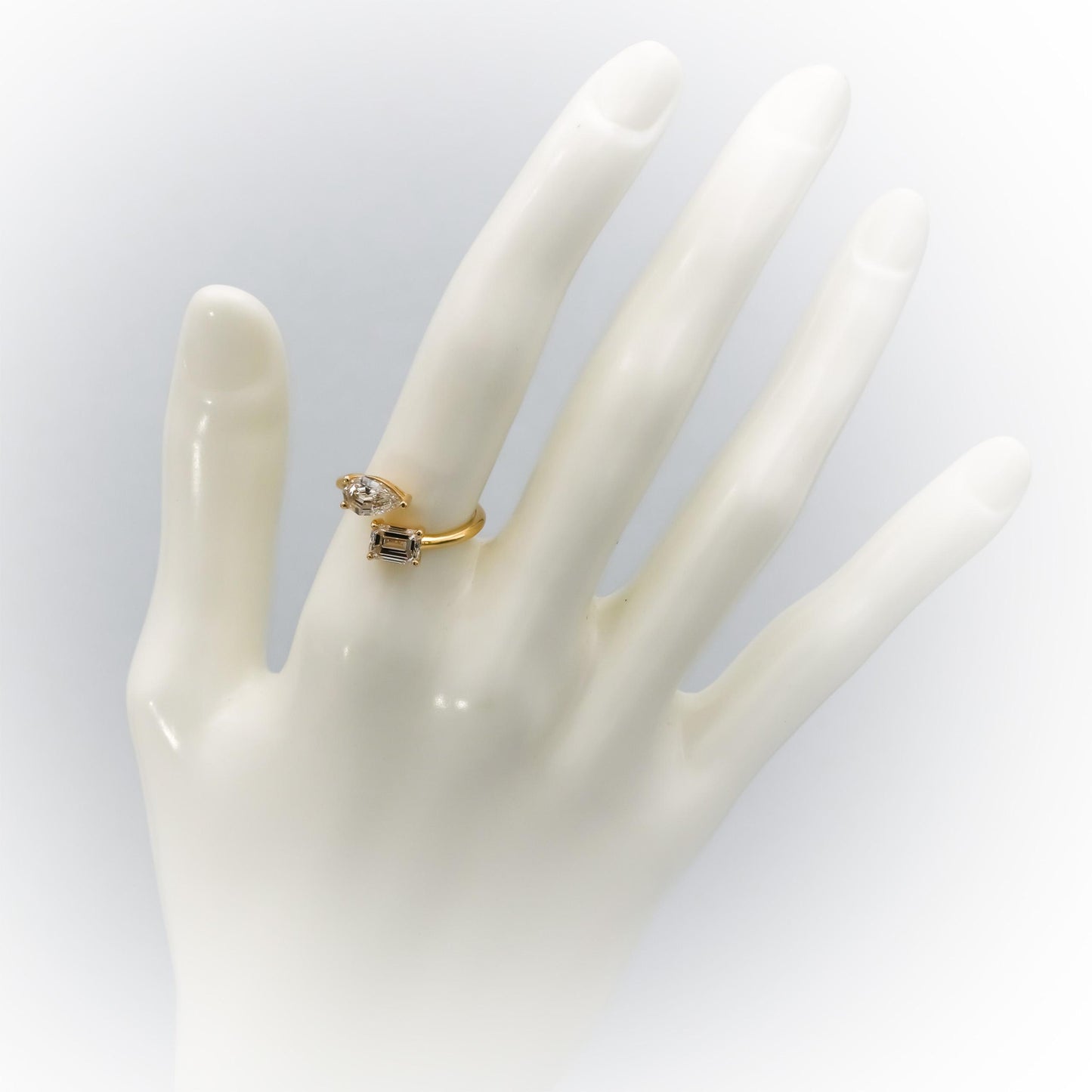 18k Yellow Gold Emerald and Pear Step Cut Diamond Bypass Ring 2.01CT Size 6.5