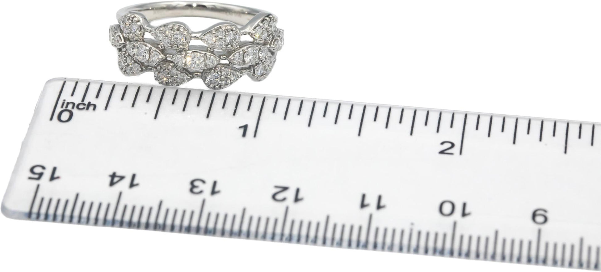 LE VIAN Platinum Round Diamond Ring 0.60CT Size 6.5 - $4800 Retail Value