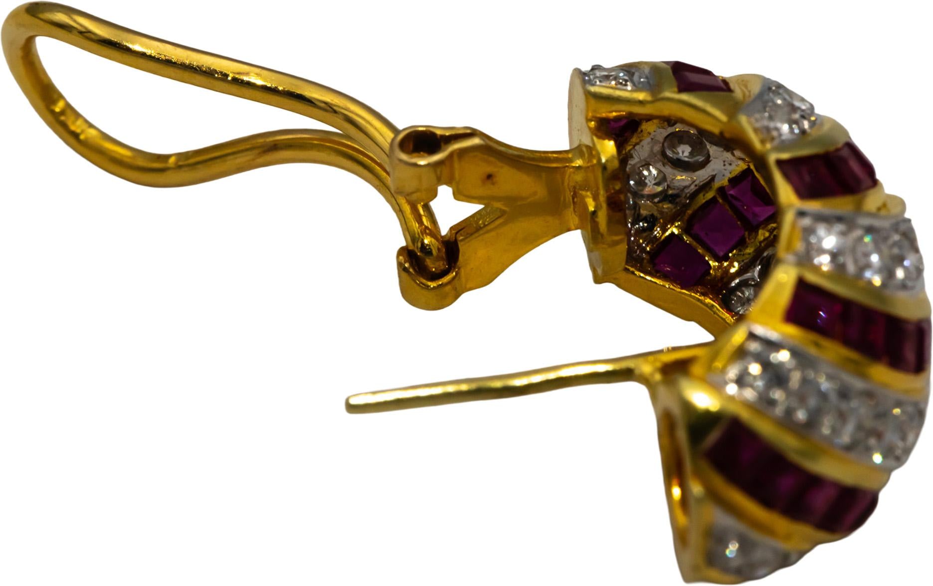 18k Yellow & White Gold VS Round Diamond Square Ruby Curved Earrings 3.0CTW