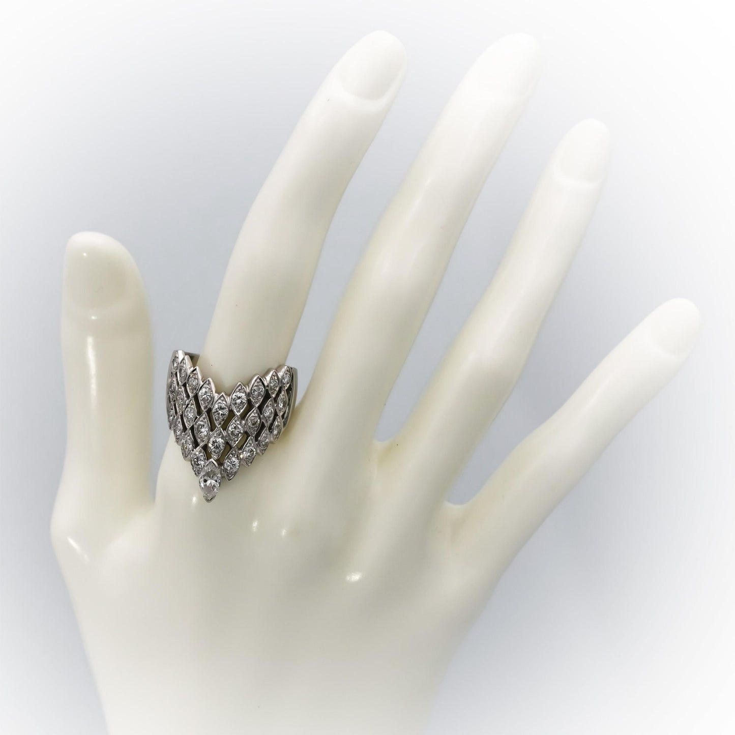14k White Gold VS Round and Marquise Cut Diamond Chevron Ring 1.50CT Size 8.5