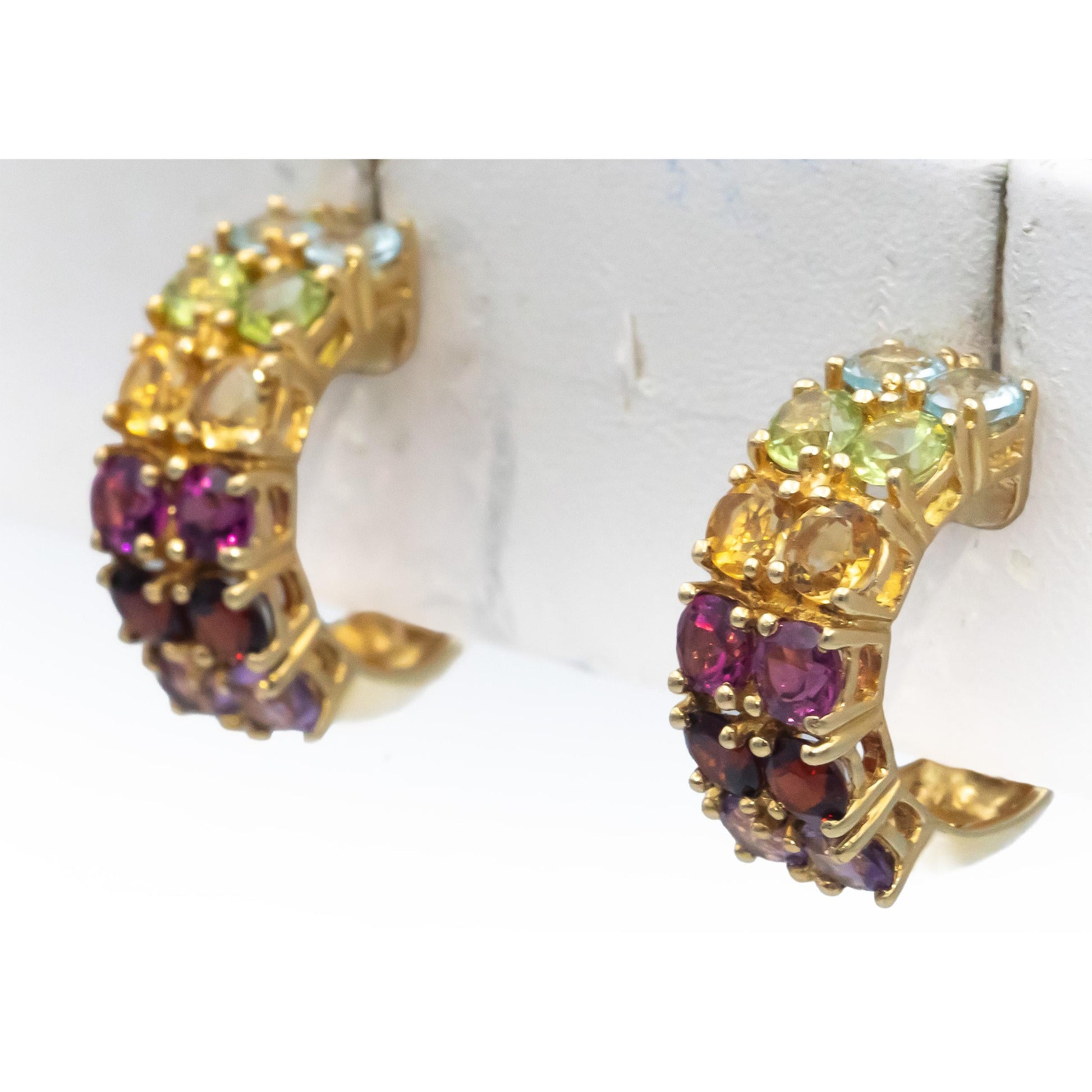 14k Yellow Gold 2.50CT Round Multi-Color Rainbow Sapphire Curved Stud Earrings