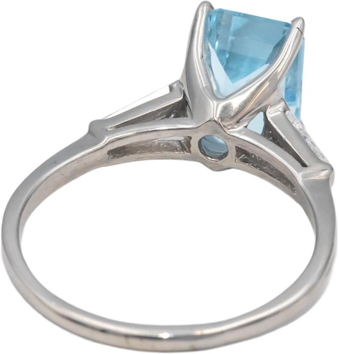 14k White Gold Diamond and Aquamarine Cocktail Ring 2.99CT Size 9