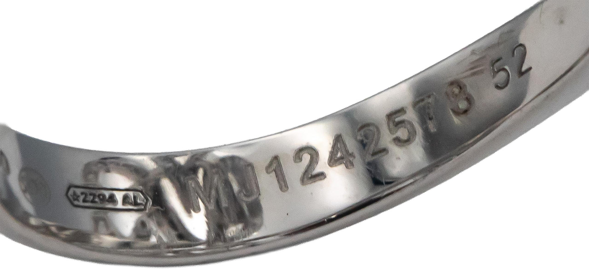 MONTBLANC 18k White Gold Diamond Flower Motif Cocktail Ring .70CT Size 6 Euro 52