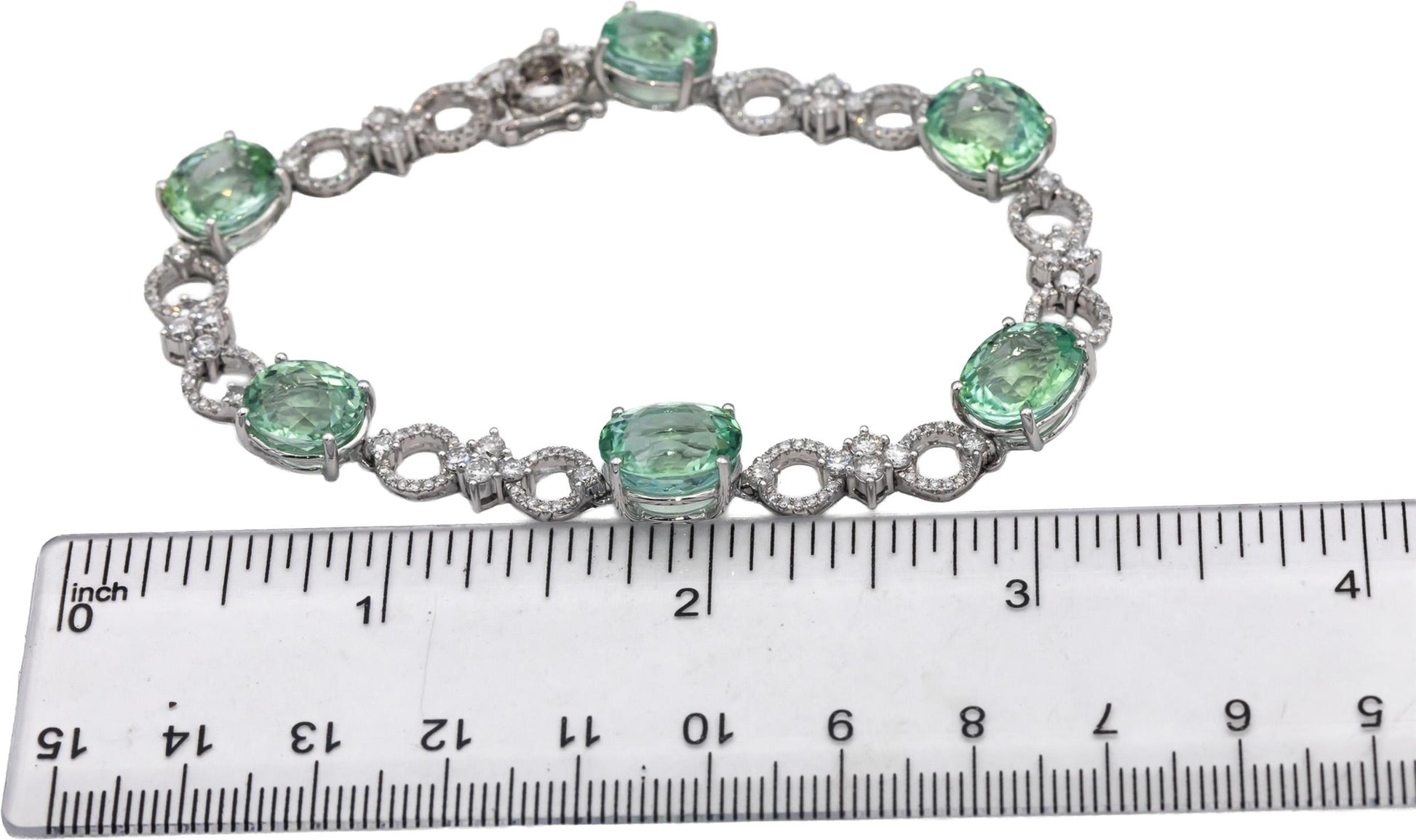 Designer 18k White Gold Green Amethyst & VS Diamond Link Bracelet 24.0CTW