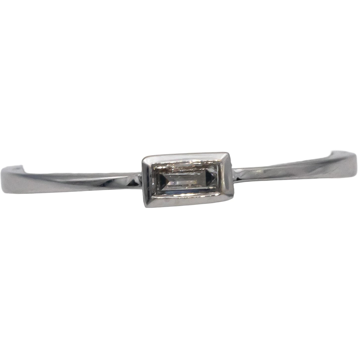 18k White Gold Emerald Cut Bezel Set Diamond Solitaire Band Ring 0.08CT Size 7