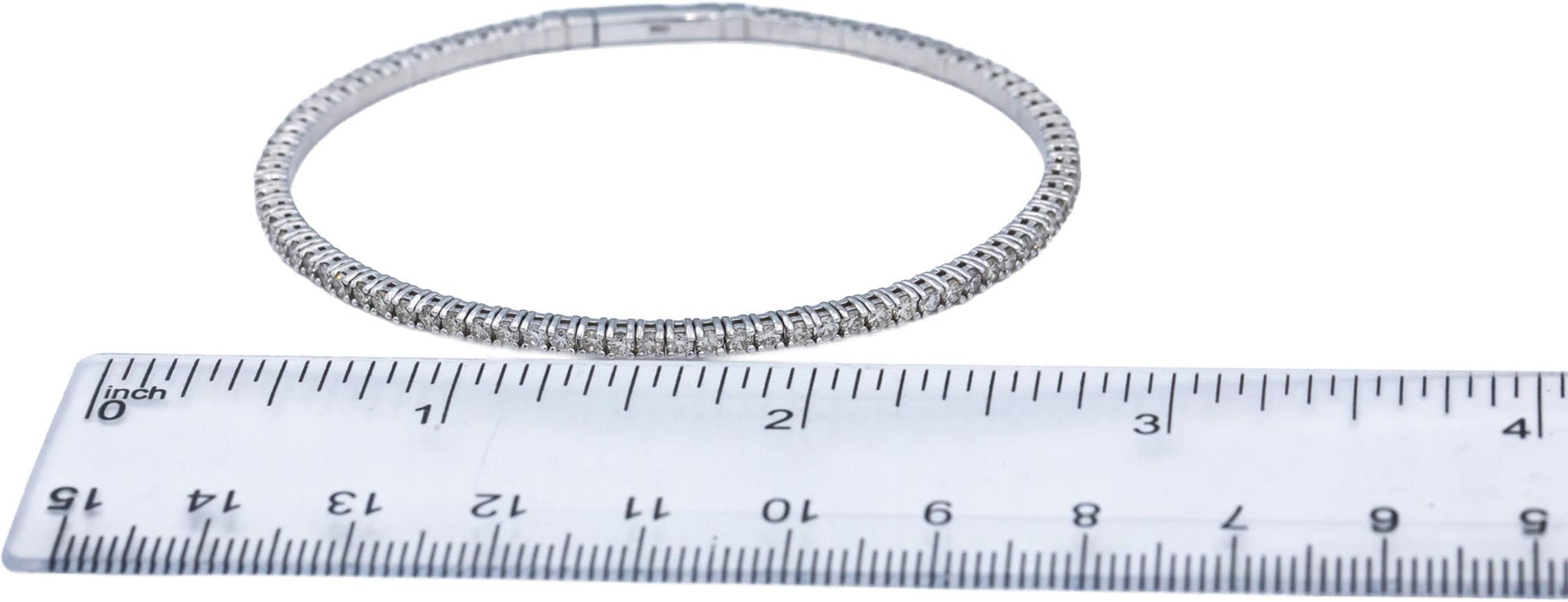 18k White Gold Round Diamond Flexible Bangle Bracelet 2.51CT