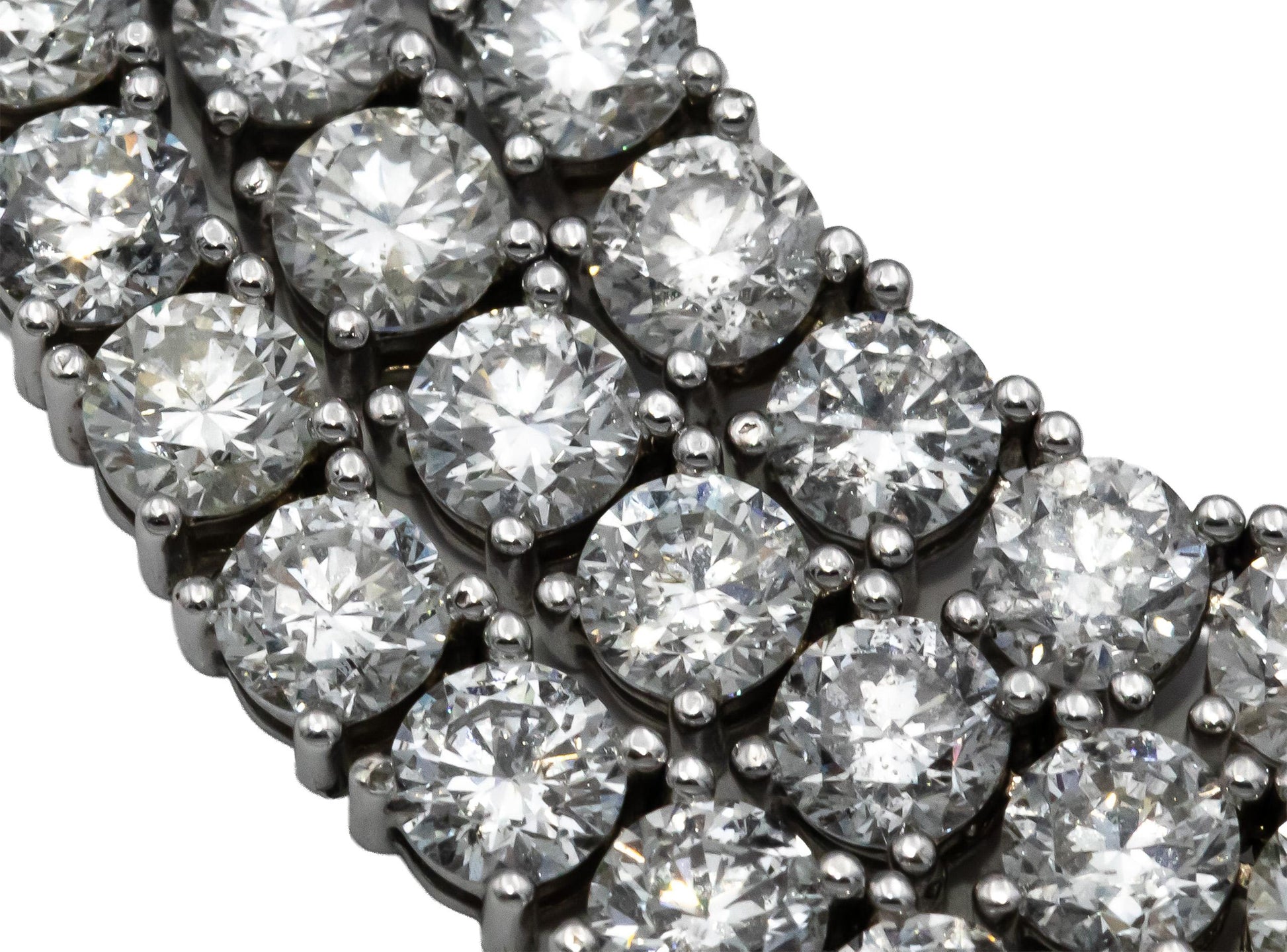 14k White Gold Round Diamond Tennis Necklace 29.81CT
