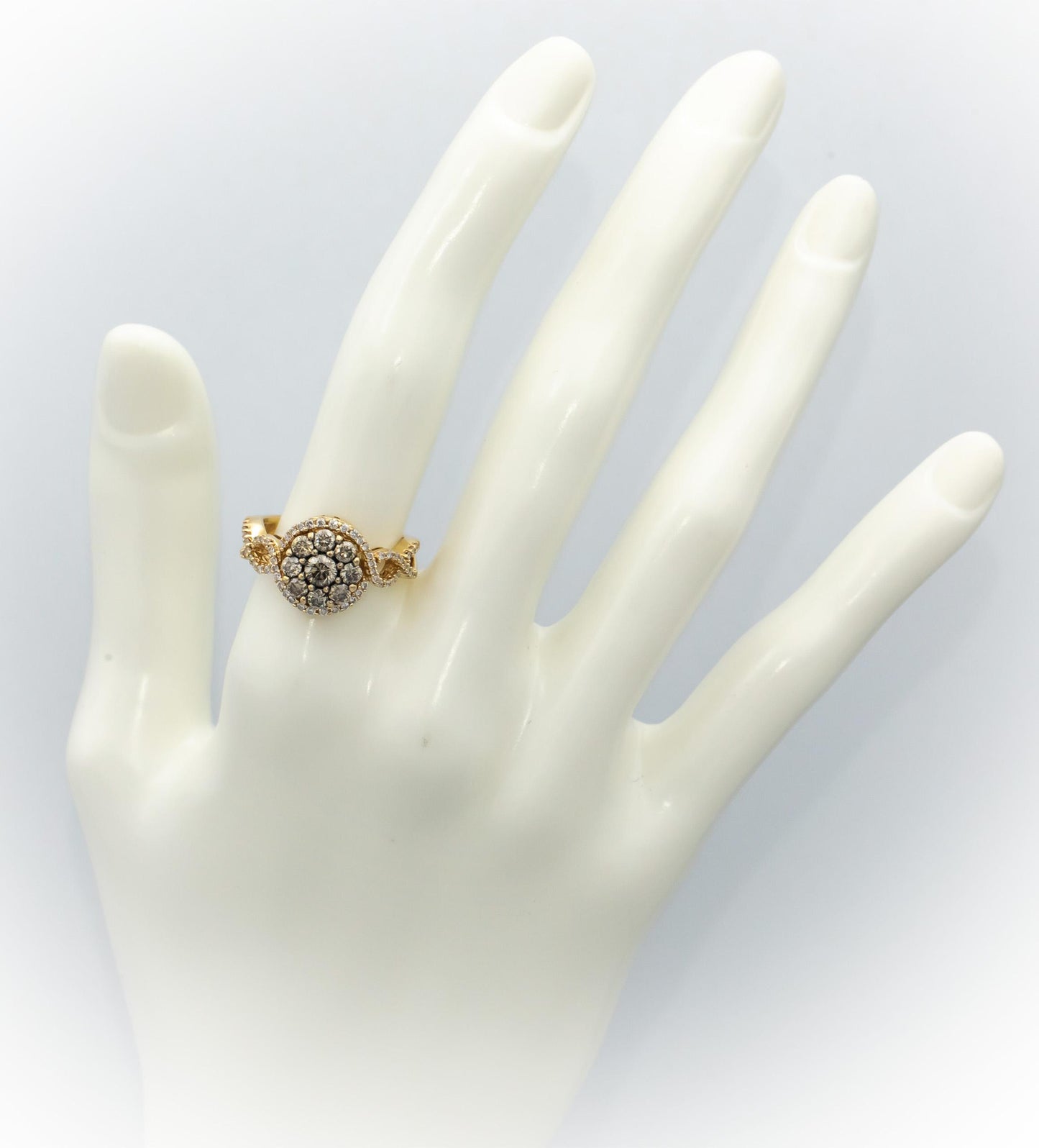 LE VIAN 14k Rose Gold White and Chocolate Diamond Cluster Ring 1.0CT Size 7