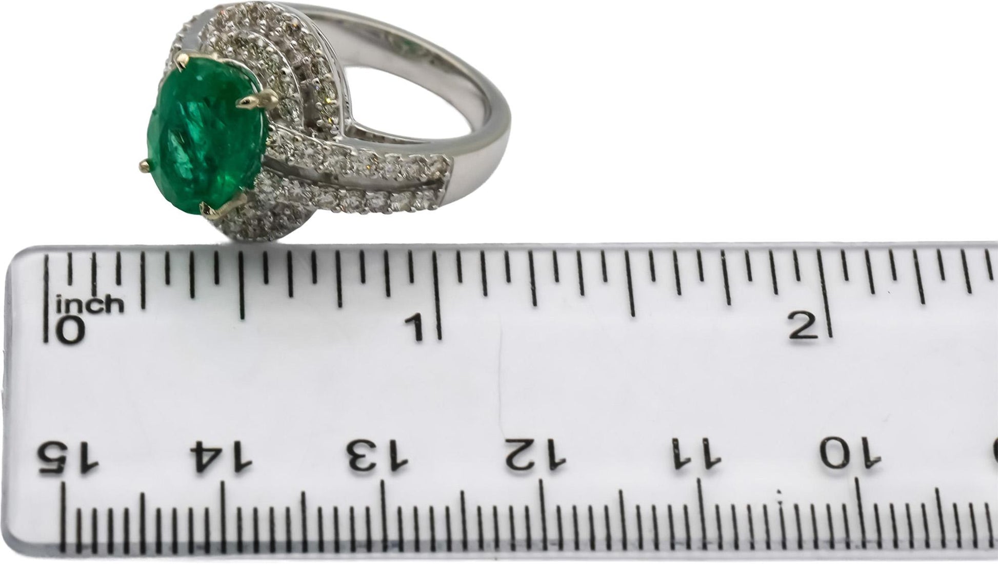 18k White Gold VS Diamond and Emerald Cluster Cocktail Ring 5.59CT Size 6.75