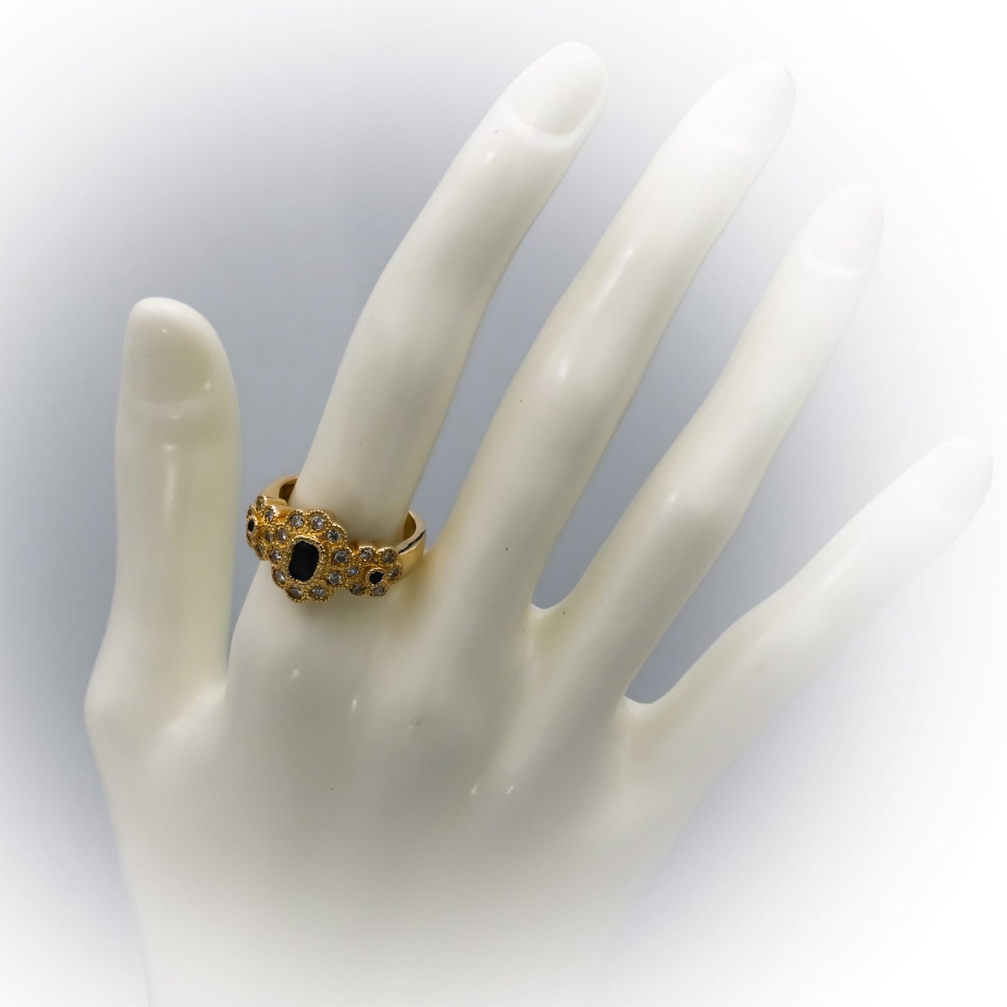 14k Yellow Gold Diamond and Sapphire Floral Cocktail Ring 0.90CT Size 7.5