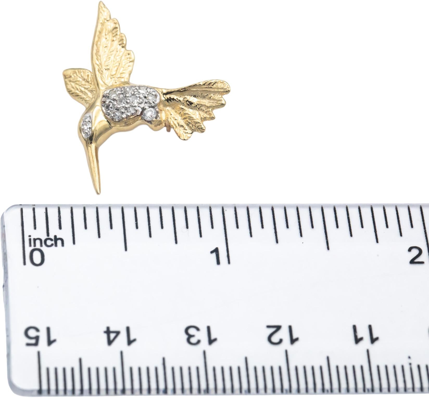 14k Yellow Gold 0.10CT Round Cut Diamond Hummingbird Brooch Pin