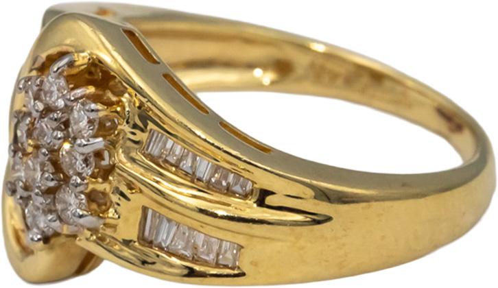 14k Yellow Gold Round and Baguette Cut Diamond Cocktail Ring 0.25CT Size 7.25