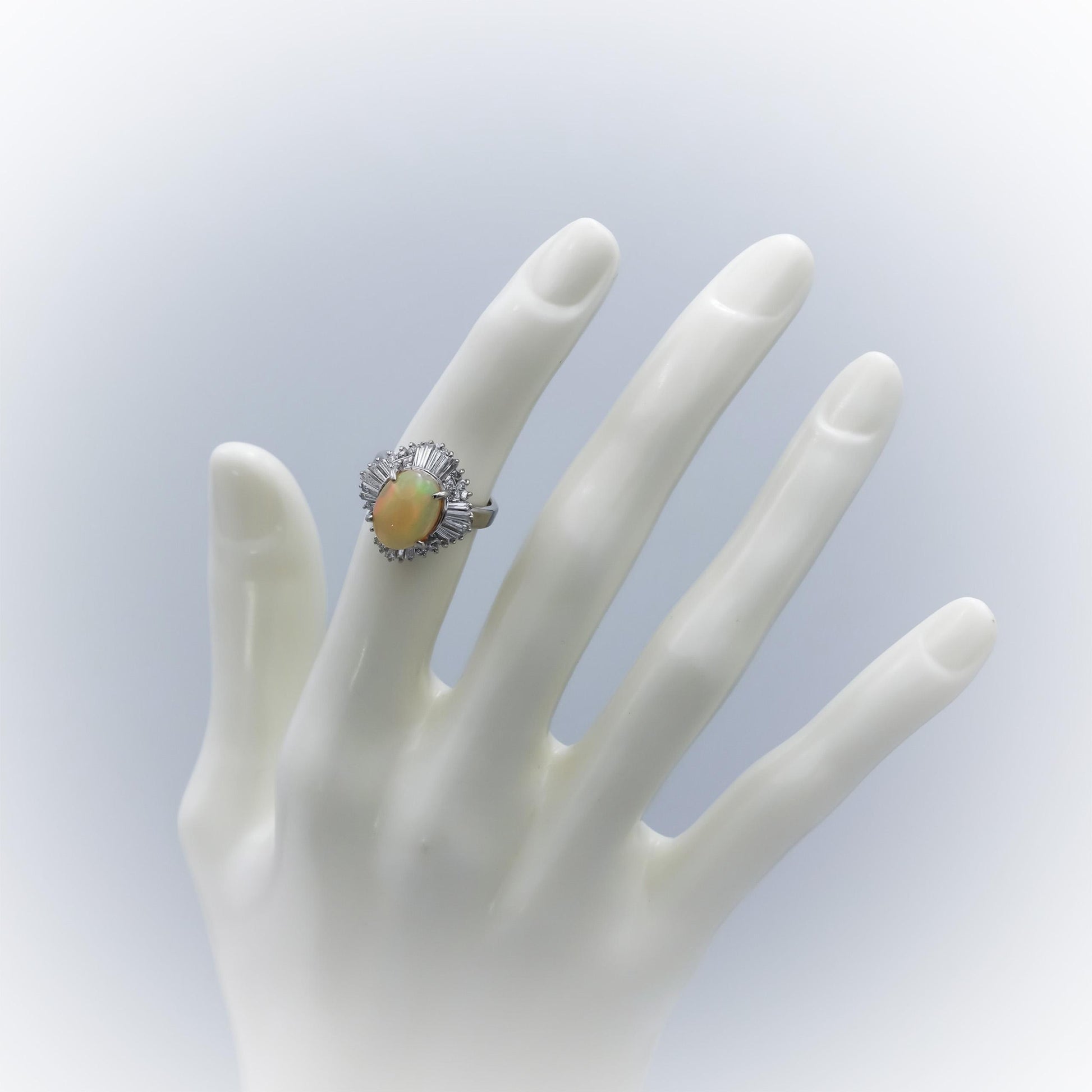 Platinum VS Diamond and Cabochon Opal Cocktail Ring 3.94CTW Size 4.5