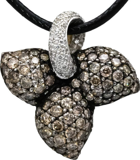 18k White Gold Round Diamond Cluster Floral Pendant Necklace 1.50CT