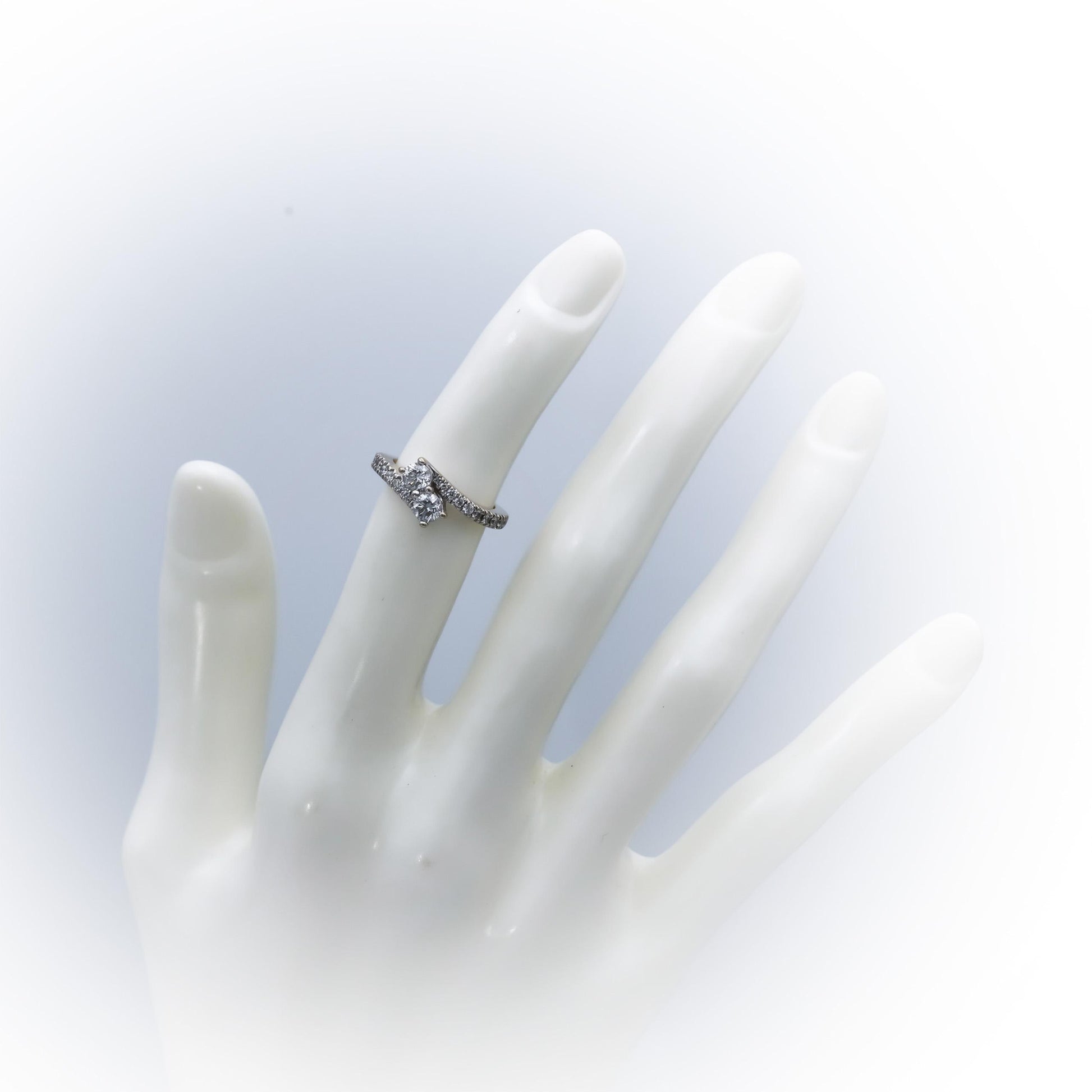 14k White Gold Round Diamond Bypass Ring 0.75CT Size 4
