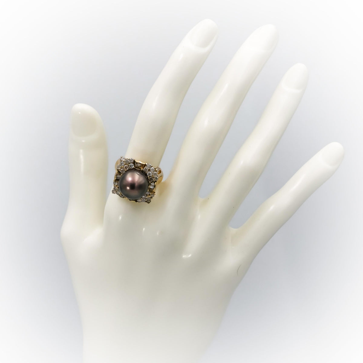 18k Yellow Gold Diamond and 11.5mm Black Tahitian Pearl Ring 1.25CT Size 6